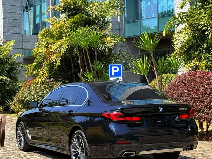 Фото 7 - BMW 5 Series
