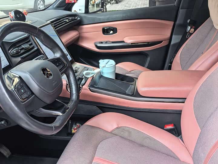 Фото 5 - Nio EC6