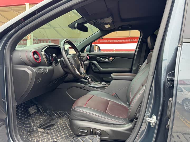 Chevrolet Blazer 2022 2022款 轻混 650T RS Twin-Clutch四驱7座 擎版