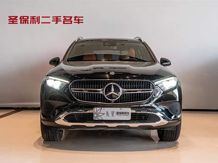 Photo 2 - Mercedes-Benz GLC-Class