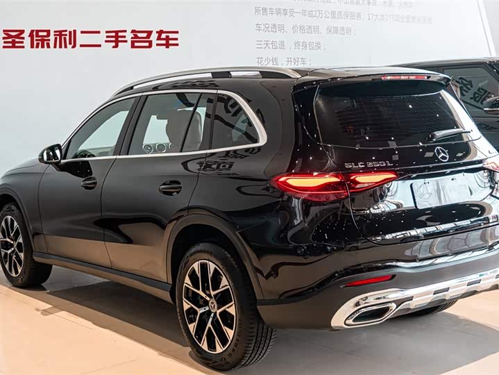 Photo 3 - Mercedes-Benz GLC-Class