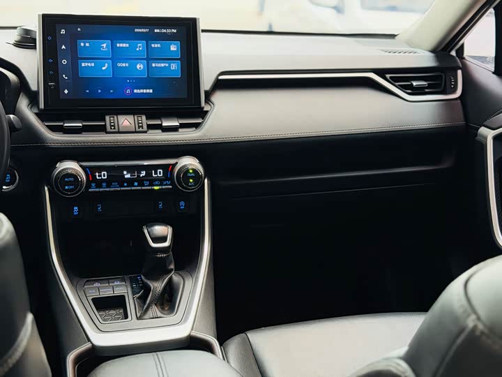 صورة 5 - Toyota RAV4