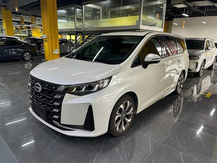 Фото 1 - GAC Trumpchi M6