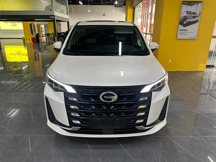 Фото 2 - GAC Trumpchi M6