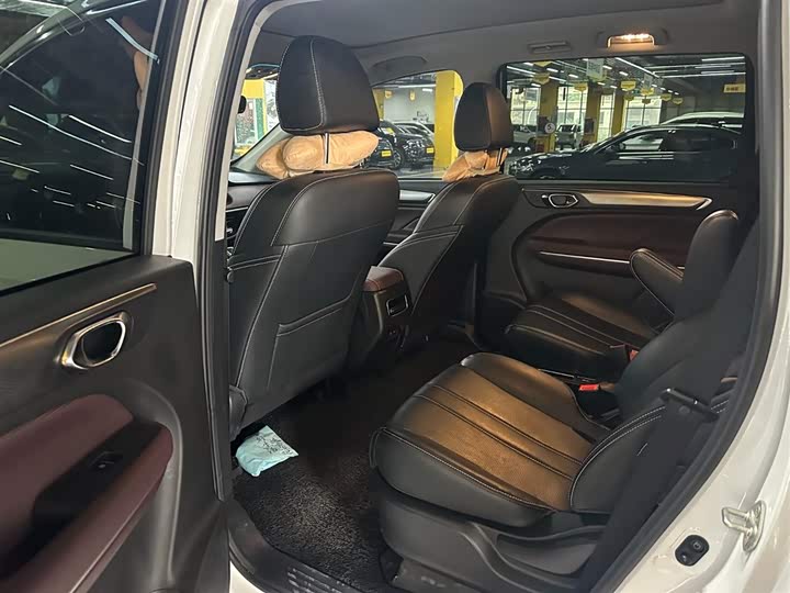 Фото 7 - GAC Trumpchi M6