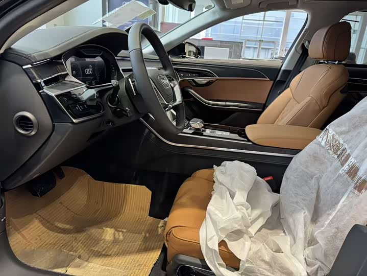 Audi A8 2025 2025款 A8L 50 TFSI quattro 臻选型