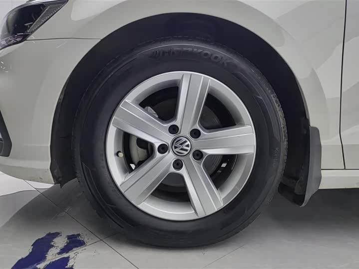 Фото 6 - Volkswagen Lamando L