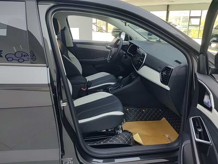 Jetta VS7 2026 2026款 280TSI 自动荣耀版