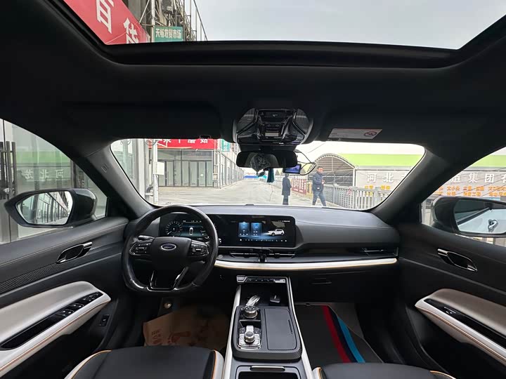 Photo 7 - Ford Equator Sport