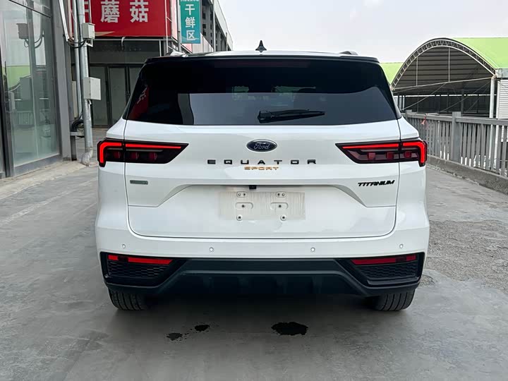 Photo 8 - Ford Equator Sport