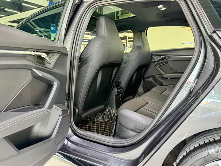 Фото 5 - Audi A3