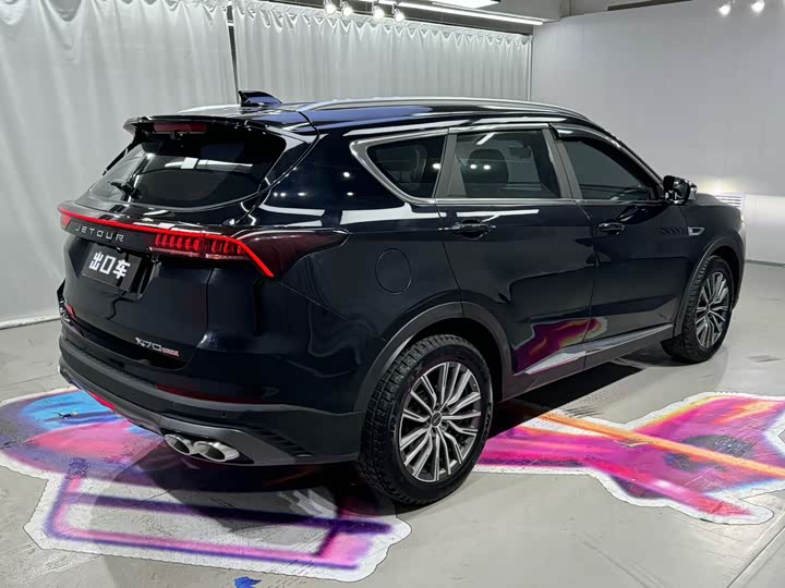 Photo 6 - Jetour X70 Plus