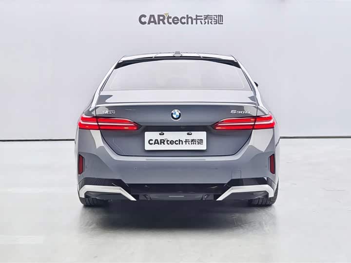 Фото 4 - BMW 5 Series