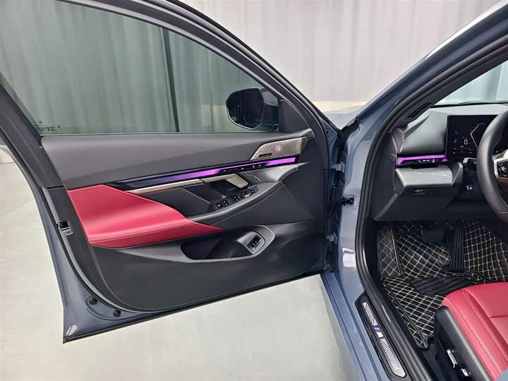 Фото 9 - BMW 5 Series