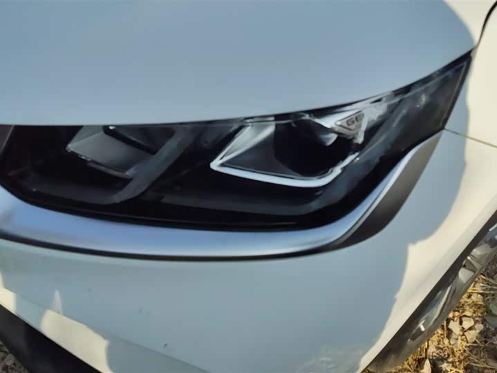 Фото 5 - Geely Coolray