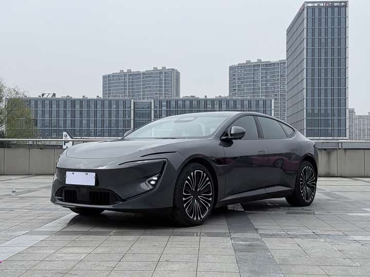 Фото 1 - Avatr 12