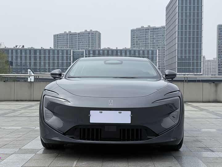 Фото 2 - Avatr 12