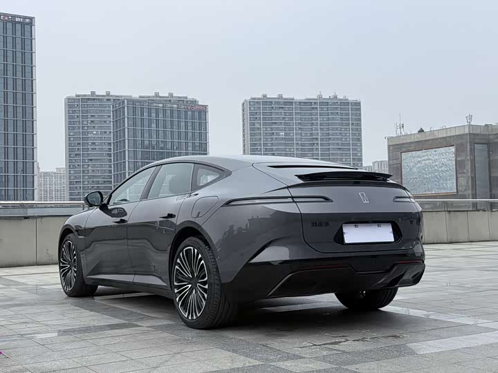 Фото 7 - Avatr 12