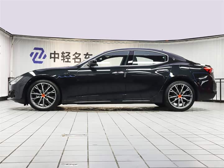 2023 Maserati Ghibli