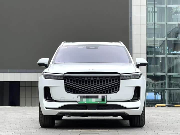 Фото 2 - LiXiang One