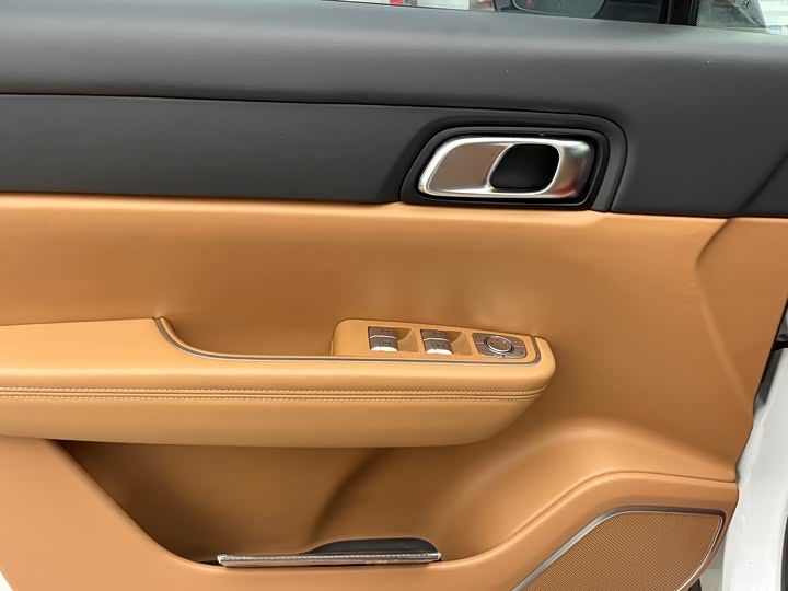 Фото 8 - LiXiang One