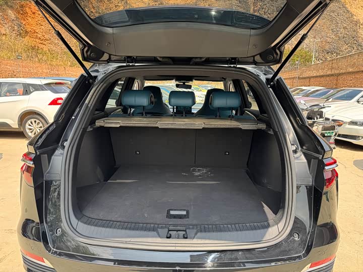 Фото 7 - BYD Song Pro