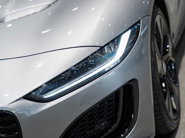 2024 Jaguar F-Type