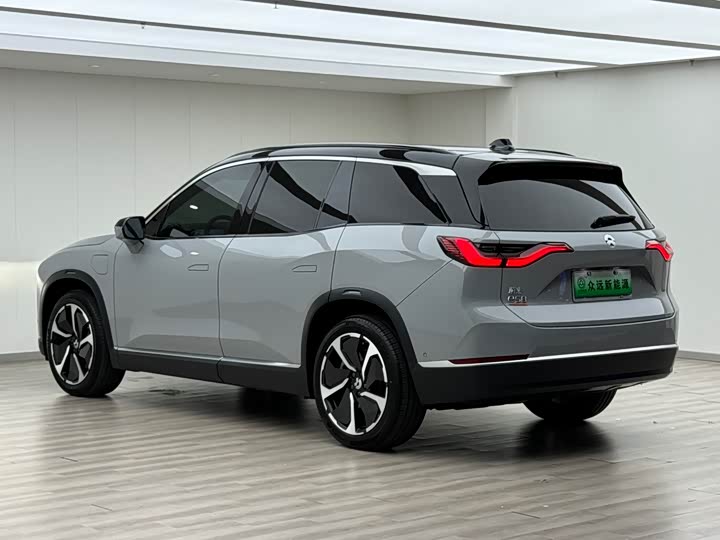 Фото 8 - Nio ES8