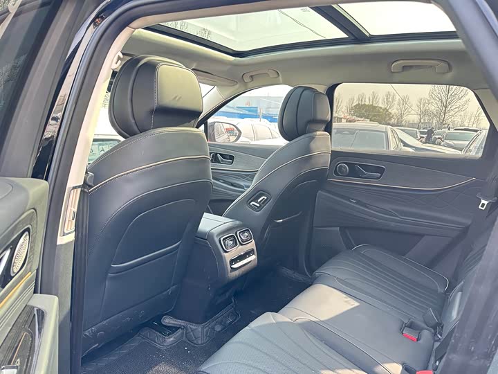 Фото 6 - Chery Tiggo 9