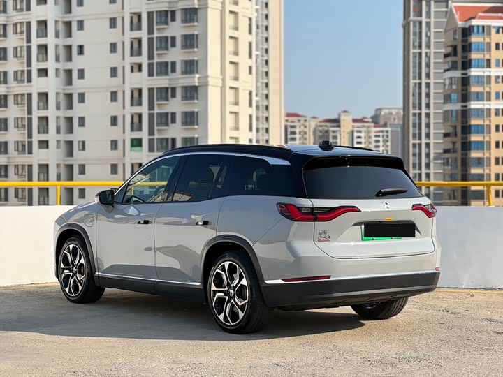 Фото 4 - Nio ES8