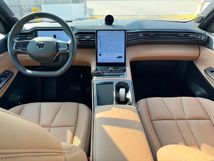 Фото 9 - Nio ES8