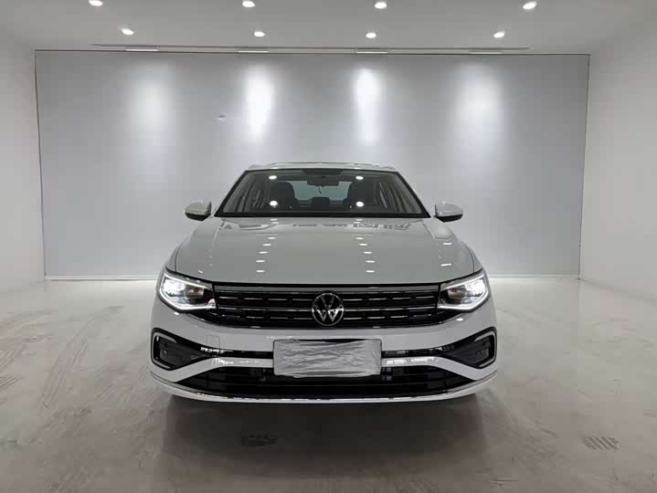 Фото 2 - Volkswagen Bora
