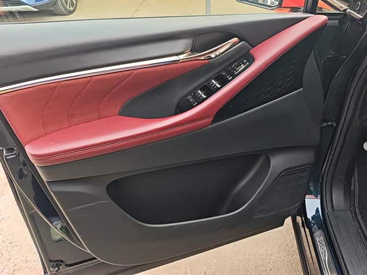 Фото 7 - GAC Trumpchi M8