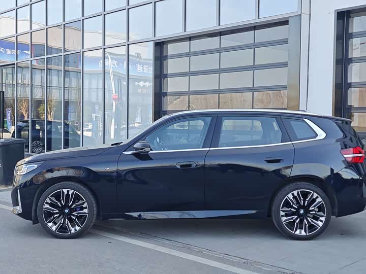 BMW X3 2025 2025款 xDrive30L 尊享型 M运动套装