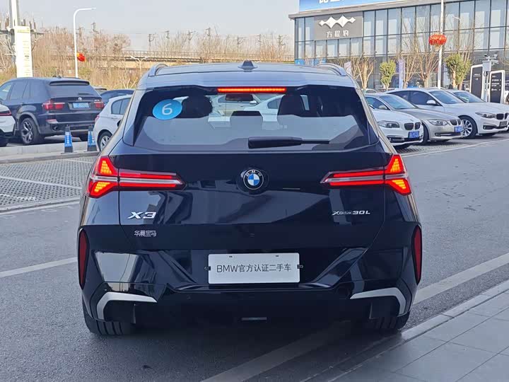 BMW X3 2025 2025款 xDrive30L 尊享型 M运动套装