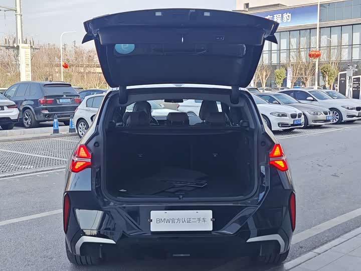 BMW X3 2025 2025款 xDrive30L 尊享型 M运动套装