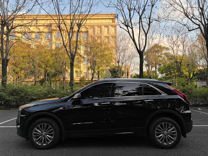 Cadillac XT4 2024 2024款 28T 两驱豪华型