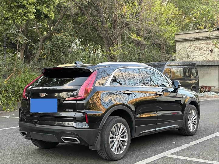 Cadillac XT4 2024 2024款 28T 两驱豪华型