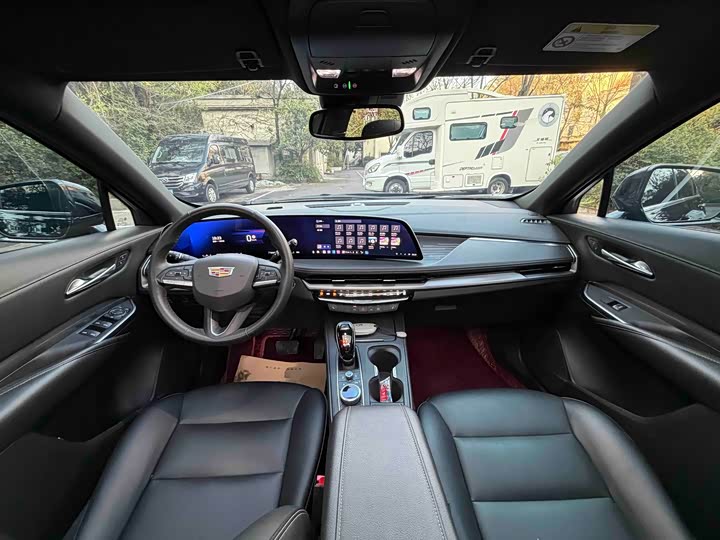 Cadillac XT4 2024 2024款 28T 两驱豪华型