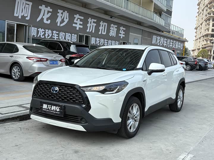 Фото 1 - Toyota Corolla Cross