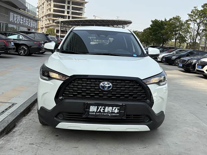 Фото 2 - Toyota Corolla Cross