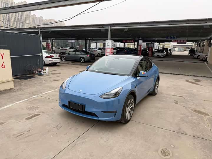 Фото 2 - Tesla Model Y