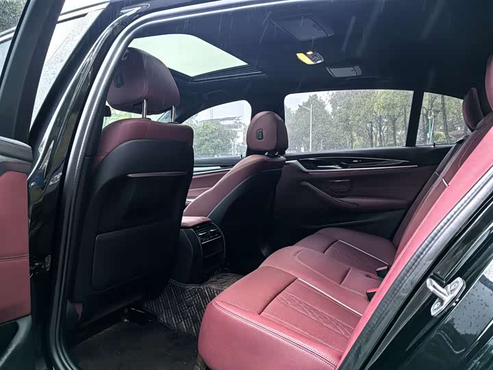 Фото 7 - BMW 5 Series