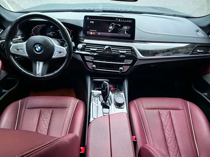 Фото 8 - BMW 5 Series