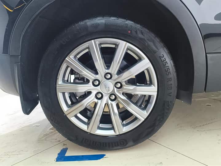Фото 6 - Cadillac XT4