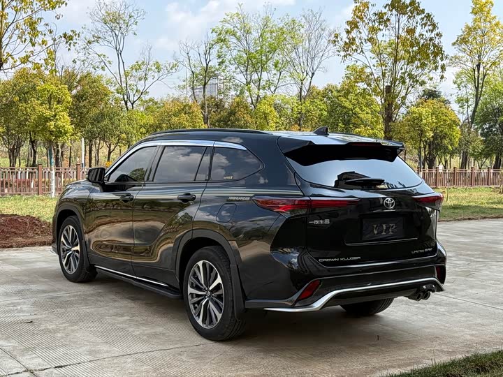 Toyota Crown Kluger 2026 2026款 2.5L HEV四驱旗舰版