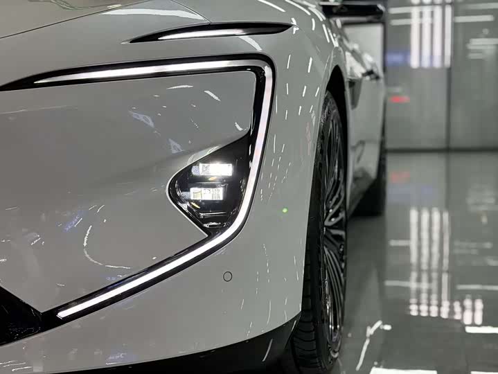 Фото 7 - Avatr 12