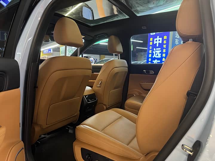 Фото 7 - LiXiang One