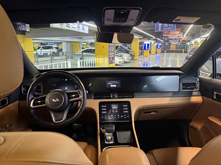 Фото 9 - LiXiang One