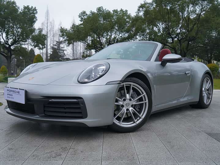 Фото 1 - Porsche 911